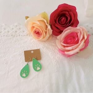 Green Teardrop Paw Print Earrings Soft Felt & Hypoallergenic NWT